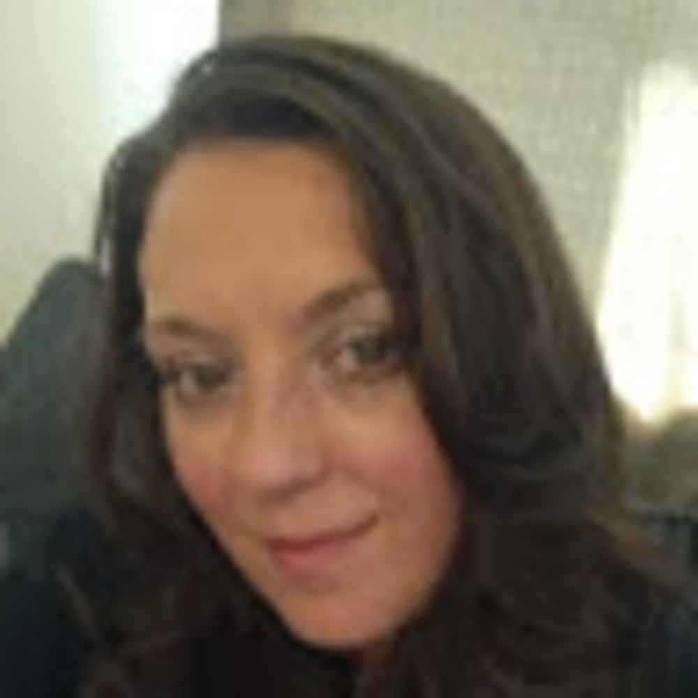 Meet your Posher, Desiree